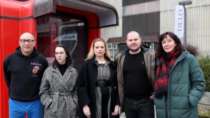 Žirija z leve: Igor Bratož, Kristina Kočan, Tanja Petrič, Igor Žunkovič, Seta Knop (foto: Blaž Samec/Delo)